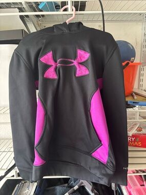 Under Armour Black Hoodie with Pink Star-Print Lining